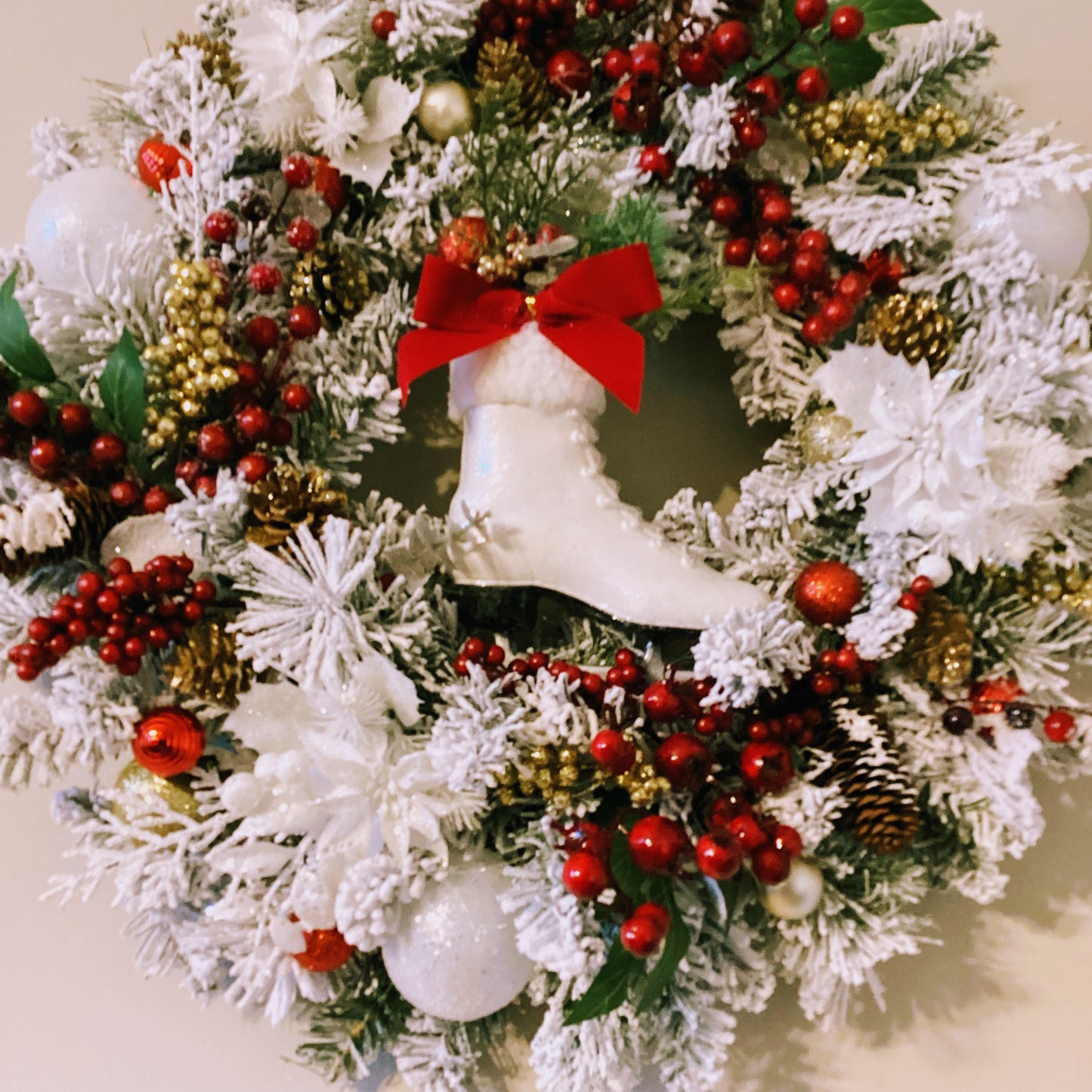 Evergreen ice-skate wreath